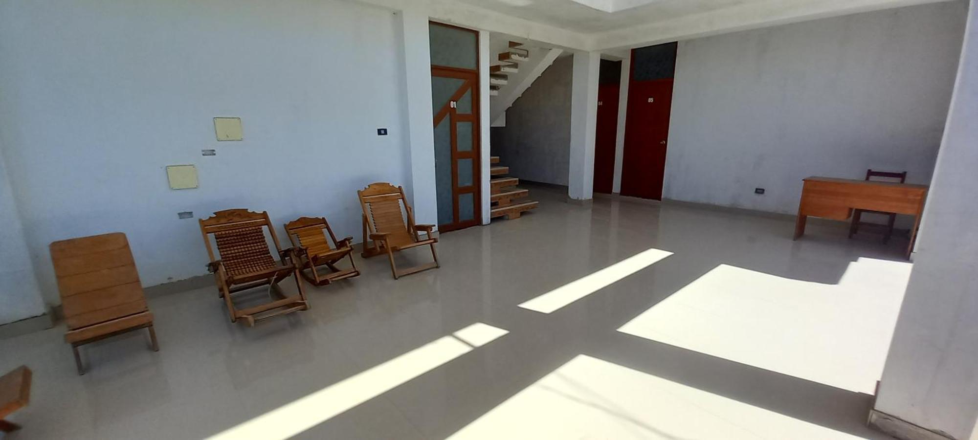מויובמבה Hospedaje Miraflores מראה חיצוני תמונה