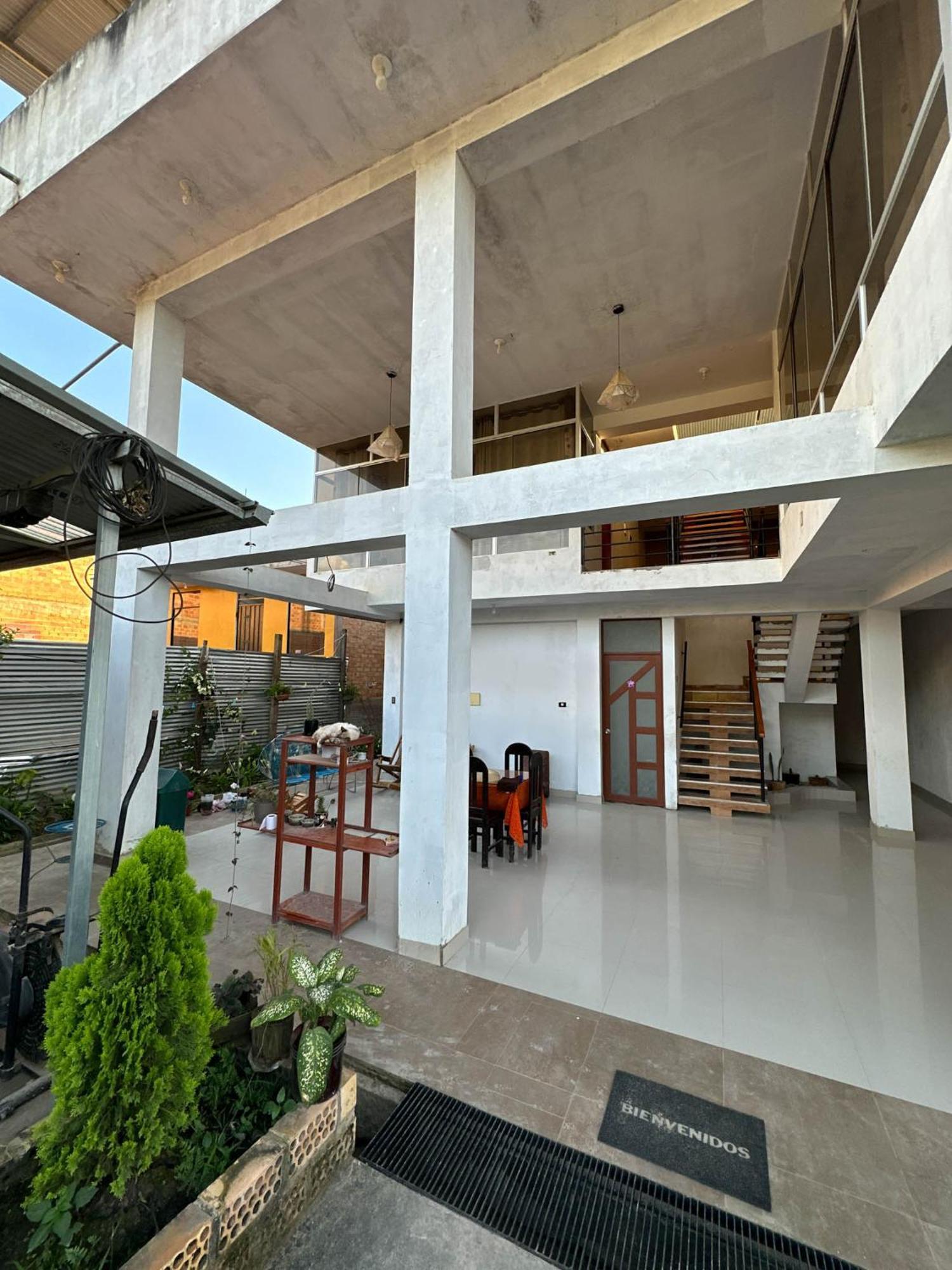 מויובמבה Hospedaje Miraflores מראה חיצוני תמונה